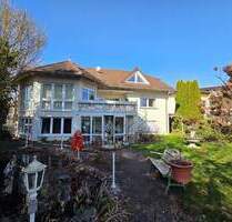 Exklusives Einfamilien-Haus mit Einliegerwohnung, Wintergarten, Sauna und parkähnlichem Garten - Ottweiler Fürth