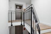 Treppenhaus mit Lift - 