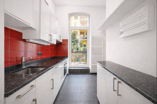Küche mit Balkon-Zugang - Etagenwohnung mit 55,00 m&sup2; in Berlin zum Kaufen