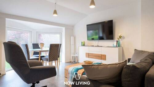 Wohn.- Esszimmer Küche - Ruhig wohnen nahe der Ostsee - Möblierte & Helle 3-Zimmer-Wohnung mit Balkon
