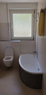 Badezimmer Bild 2 - 2 Zimmer Etagenwohnung zur Miete in Hainburg