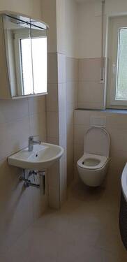 Badezimmer Bild 3 - 2 Zimmer Etagenwohnung in Hainburg