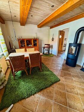 Sitzen am Kamin - 