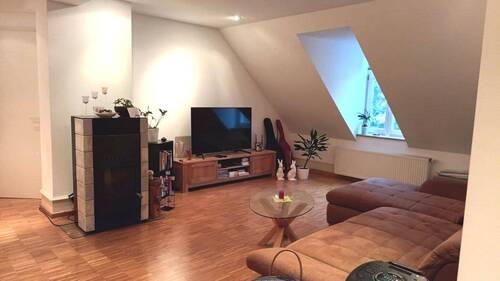 mit Kaminofen. - 