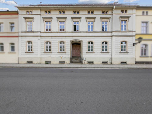 Hausansicht - 1 Zimmer Etagenwohnung zur Miete in Neustadt