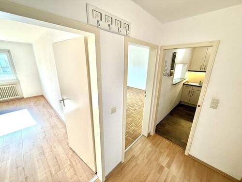In Ihrer Diele gen Schlafzimmer, Wohnzimmer & Küche - 
