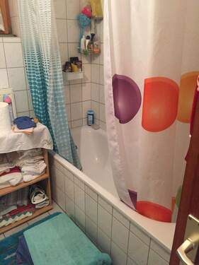 Bad mit Badewanne - Etagenwohnung mit 47,40 m&sup2; in Germersheim zur Miete