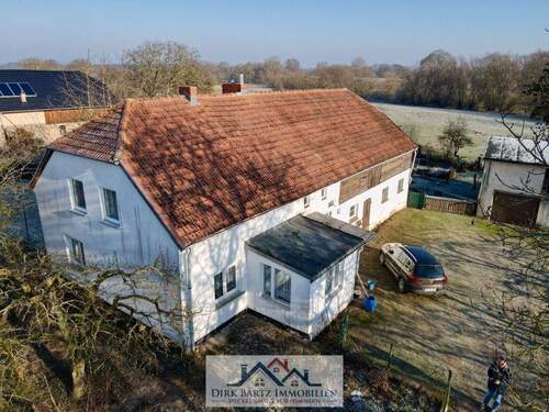 dji_fly_20260121_123246_709_1768995609185_photo - Bauernhaus mit Stallteil im Demminer Umland zu verkaufen.