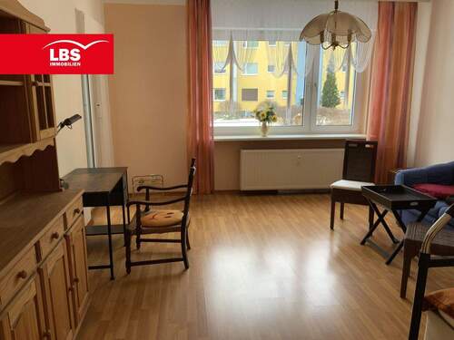 Wohnzimmer - Etagenwohnung mit 67,00 m&sup2; in Berlin zum Kaufen