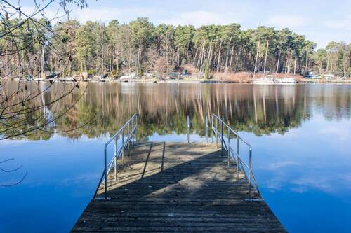 Private boat dock - Waterfront property with architect-designed house & private jetty in an idyllic location