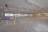 Lager und Produktionshalle - 
