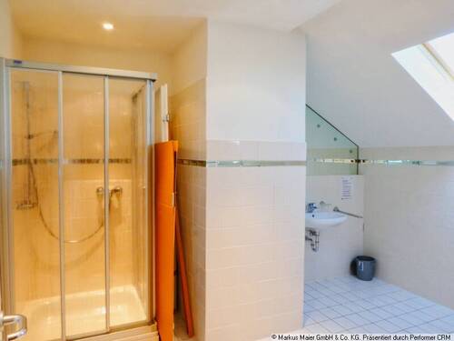 Bad - Büro zur Miete in Forstern