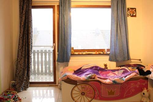 Kinderzimmer mit Balkon - 