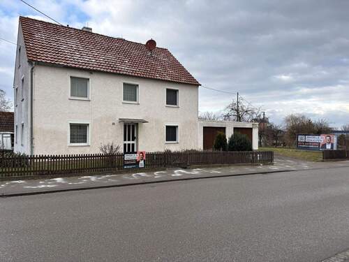 Titelbild - 7 Zimmer Einfamilienhaus zum Kaufen in Dinkelscherben / Ried