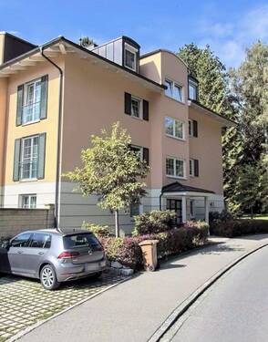 Bild 1 - Exklusive 4-Zimmer Wohnung mit Balkon