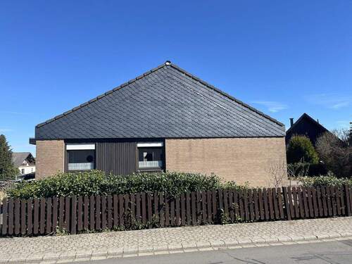 Hausansicht - Schönes kleines Häuschen für Liebhaber