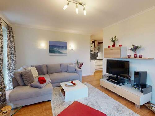 Wohnzimmer - 2 Zimmer Etagenwohnung in Börgerende