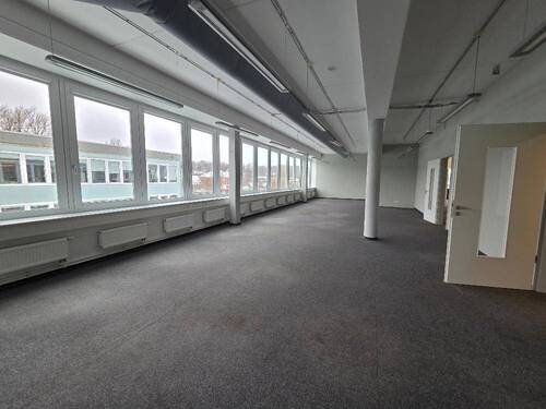 Bild 1 - Provisionsfreie Bezugsfertige Bürofläche im Harburger Hafen