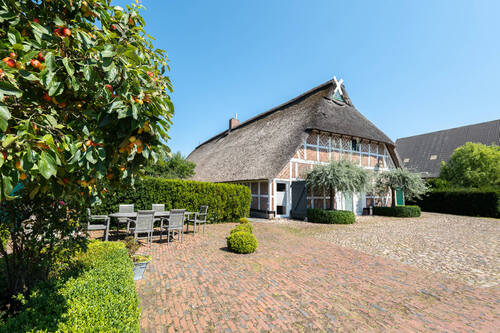 Herzlich Willkommen! - Traumhaftes Bauernhaus im Alten-Land! Zwei Exklusive Wohneinheiten mit einzigartigem Flair