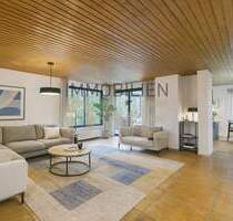 Sanierungsbedürftiges Architektenhaus mit Einliegerwohnung, Garten und Potenzial für die ganze Familie - Pfatter