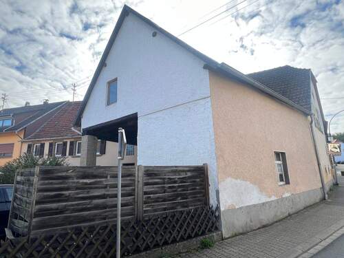 Seitanansicht Nebengebäude - 