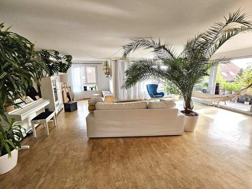 Wohnzimmer1.jpg - 3 Zimmer Etagenwohnung zum Kaufen in Leonberg
