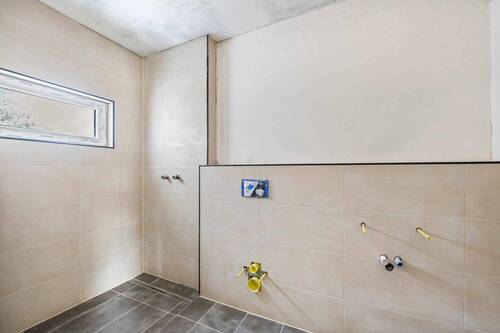 Küche Anschlüsse vorbereitet - 