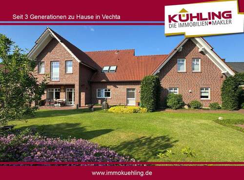 Bild 1 - - Bezugsfrei - Liebhaberobjekt! Wohnglück trifft Gartenglück - Ihr Lebensglück wartet!