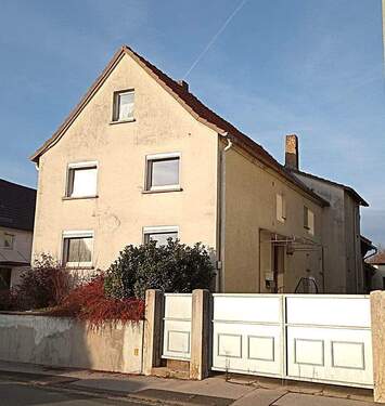 Außenansicht - Zweifamilienhaus mit großem Garten in Brendlorenzen