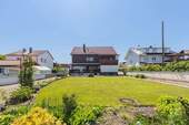 Garten Blick zum Haus - 