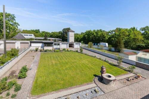 Garten Blick vom Haus - 