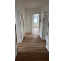 Erstbezug nach Komplettrenovierung - Moderne 3-Zimmer-Wohnung in ruhiger Lage - Rheinböllen