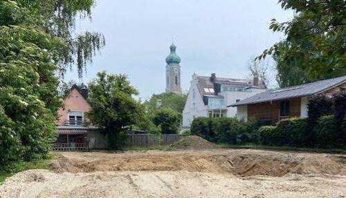 Blick Richtung Grundstück.JPG - Top Lage Alt Solln; Baugrund in sonniger Lage für EFH oder Zweifamilienhaus