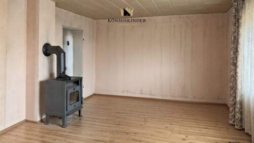 Wohnen mit Wohlfühlfaktor – der Holzofen als Herzstück. - Mehrfamilienhaus, Wohnhaus mit 158,00 m&sup2; in Stetten am kalten Markt / Glashütte zum Kaufen