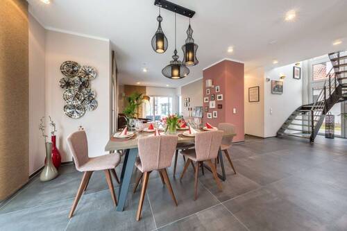 Ansicht Esszimmer/Diele - Einfamilienhaus mit 211,80 m&sup2; in Baumholder zum Kaufen