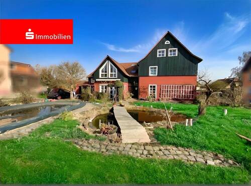 Schwedenfeeling - Individuelles Familienhaus in exponierter Wohnlage mit Gartenidylle, Pool und viel Raum für Ideen!