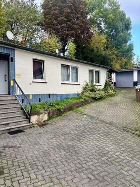 Vorderansicht - Charmanter Bungalow mit Potenzial in ruhiger Lage von Wellerode