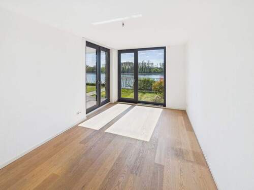 Zimmer III & Terrassenzugang - 