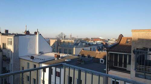 Blick vom Balkon Richtung Alster - 2 Zimmer Etagenwohnung zum Kaufen in Hamburg Sankt Georg