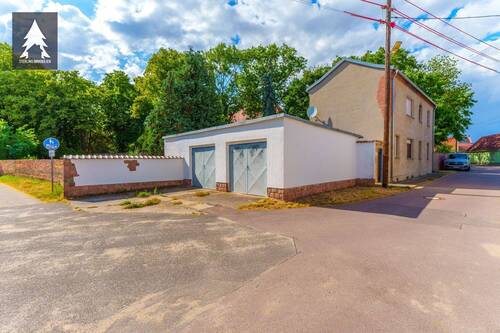 Haus und Garage - 5 Zimmer Einfamilienhaus zum Kaufen in Görzig