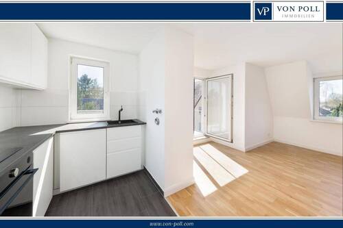 Titelbild - Sonne rein, Alltag raus - modernes Dachgeschoss mit großzügiger Südterrasse!