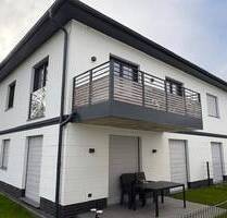 Neubau-Ferienwohnung mit Sauna, Kamin und Mobiliar! - Butjadingen / Tossens