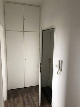 Flur / Einbauschrank - 