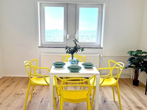 Zimmer - Etagenwohnung mit 110,00 m&sup2; in Frankfurt zum Kaufen