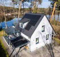 Wassergrundstück mit Architektenhaus & Bootssteg in idyllischer Lage - Königs Wusterhausen