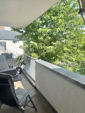 überdachter Balkon - 3 Zimmer Etagenwohnung zur Miete in Waiblingen
