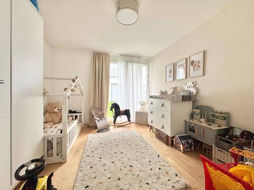 Kinder- bzw. Arbeitszimmer *vergleichbare Wohnung* - 