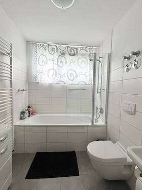 Tageslichtbad*vergleichbare Wohnung* - 