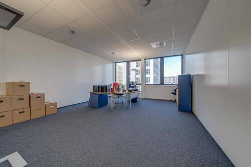 Büro 2 - Büro mit 28,70 m&sup2; in Würzburg zur Miete