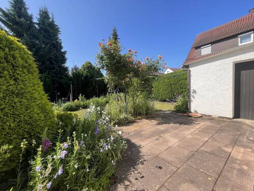 Terrasse mit Garage - 